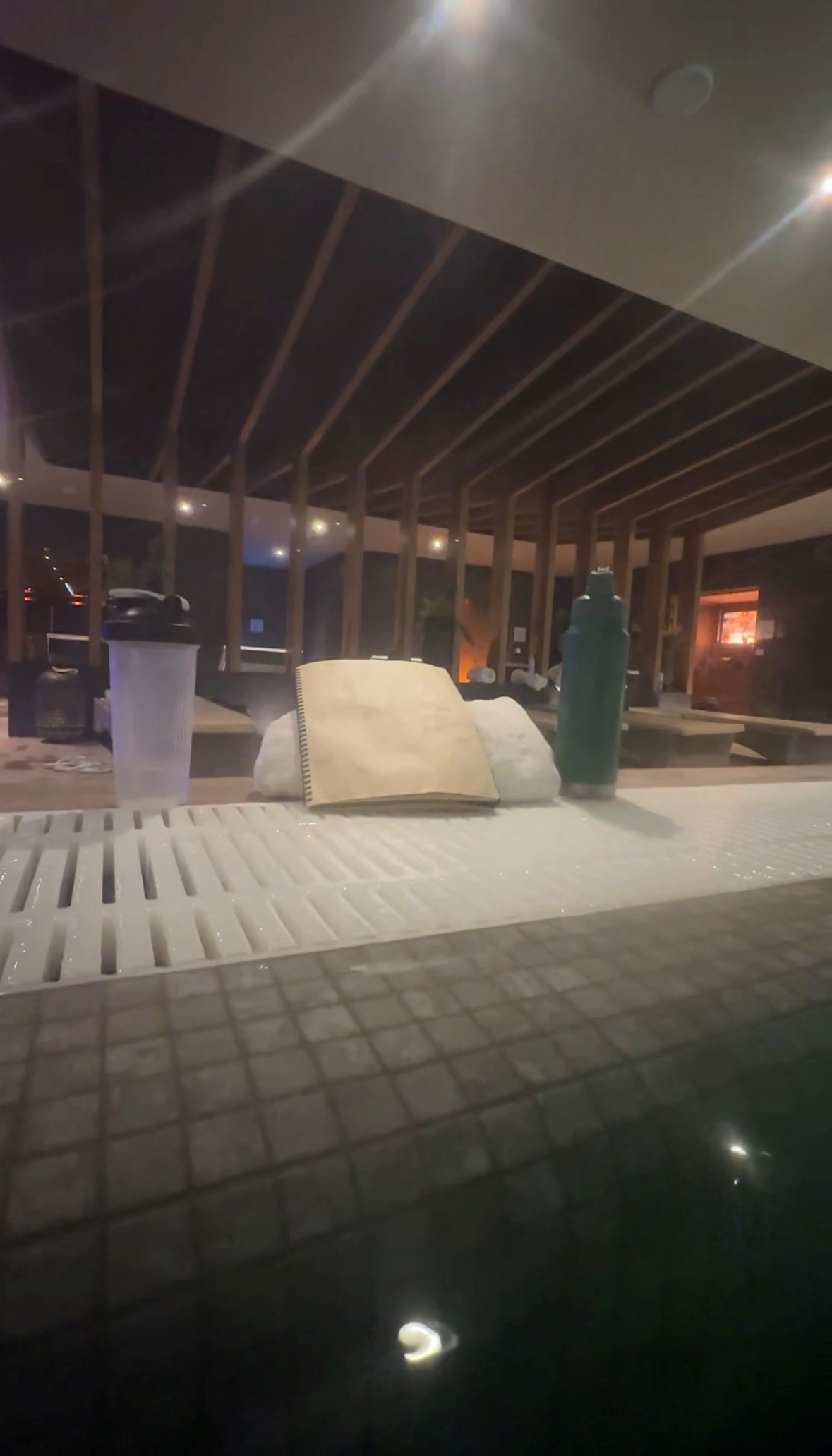 Spa poolside